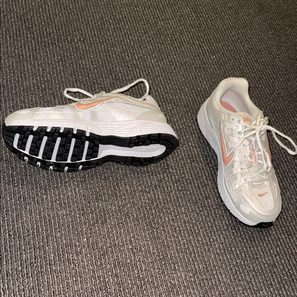 Nike Women’s Sneakers — White with Peach Swoosh